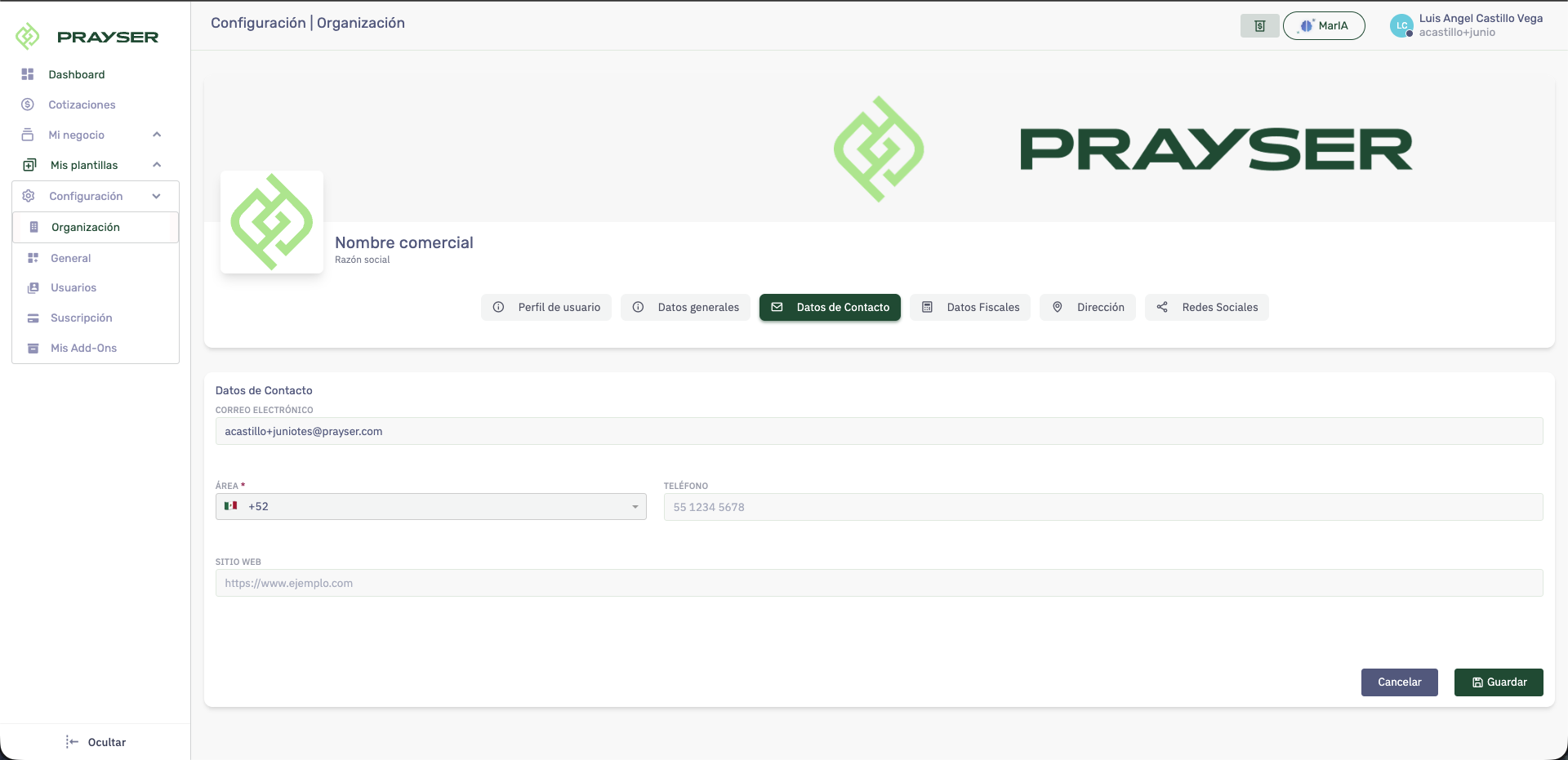 Paso 3: Datos de Contacto